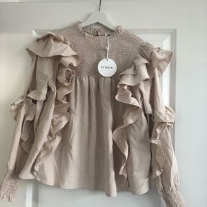 Ruffle top